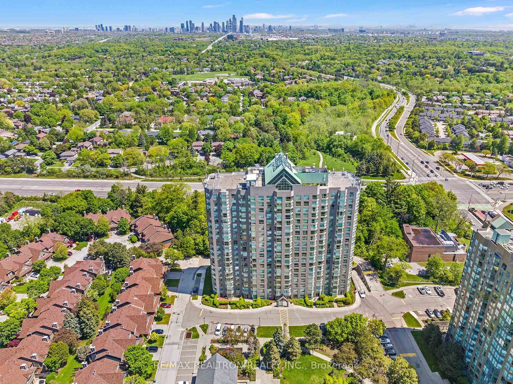 1301 - 2155 Burnhamthorpe Road W, Erin Mills, Mississauga 2