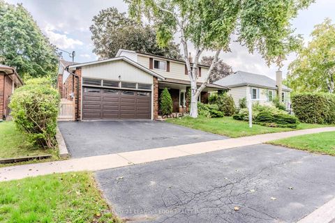 Photo 1 at 25 Danzig Street, West Hill, Toronto
