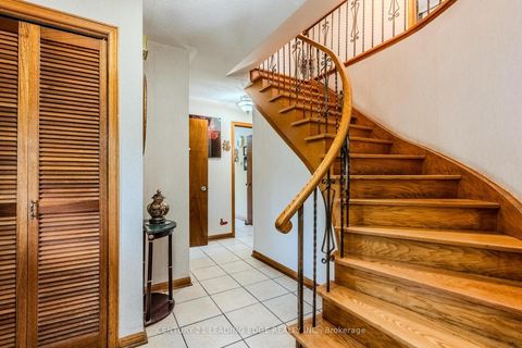 Photo 4 at 25 Danzig Street, West Hill, Toronto