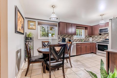 Photo 12 at 25 Danzig Street, West Hill, Toronto