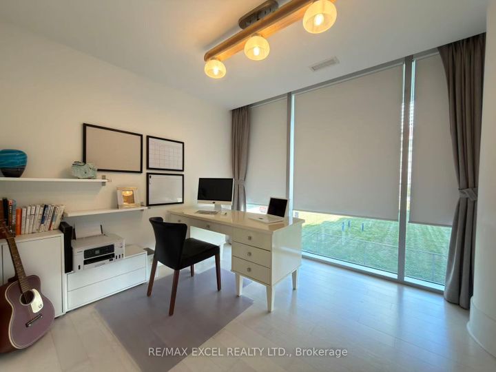 Photo 7 at Th127 - 29 Queens Quay E, Waterfront Communities C1, Toronto