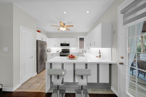 Photo 9 at 14 Willard Hunt Court, Schomberg, King