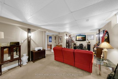 Photo 25 at 14 Willard Hunt Court, Schomberg, King