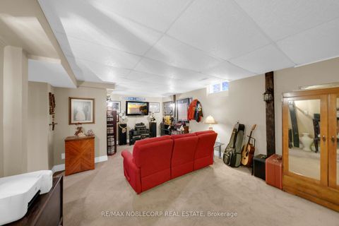 Photo 26 at 14 Willard Hunt Court, Schomberg, King