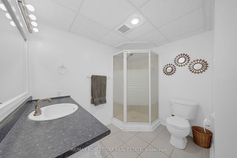 Photo 33 at 14 Willard Hunt Court, Schomberg, King