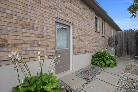 Photo 38 at 14 Willard Hunt Court, Schomberg, King