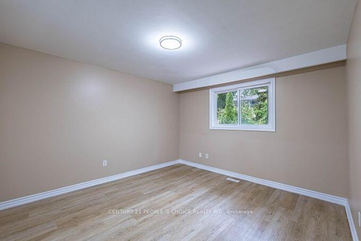 Photo 18 at 453 Ginger Downs, Mississauga Valleys, Mississauga