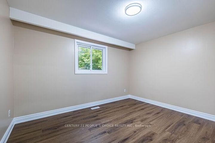 Photo 27 at 453 Ginger Downs, Mississauga Valleys, Mississauga