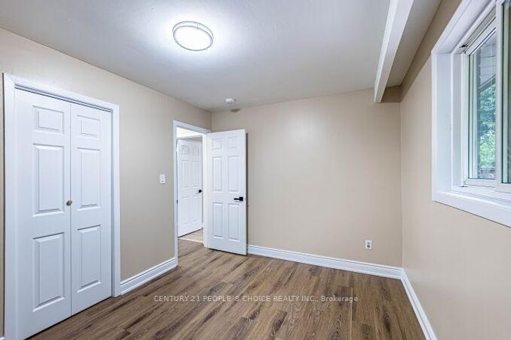 Photo 28 at 453 Ginger Downs, Mississauga Valleys, Mississauga