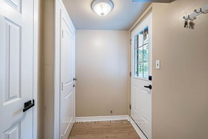 Photo 34 at 453 Ginger Downs, Mississauga Valleys, Mississauga