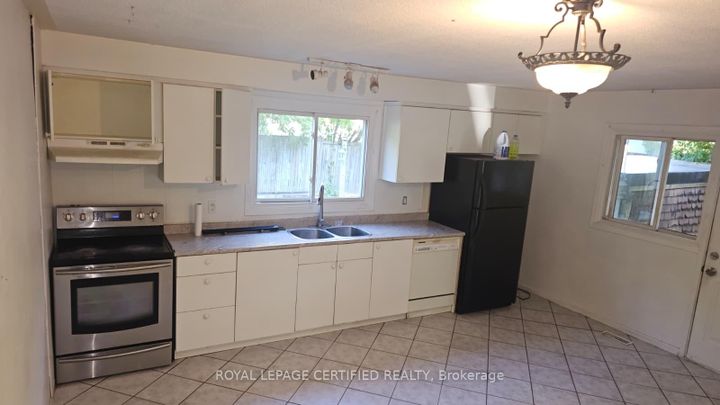 Photo 6 at 1149 Nottingham Avenue, Mountainside, Burlington