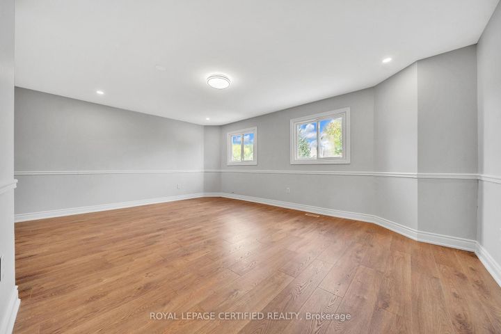 Photo 14 at 6062 Prairie Circle, Lisgar, Mississauga
