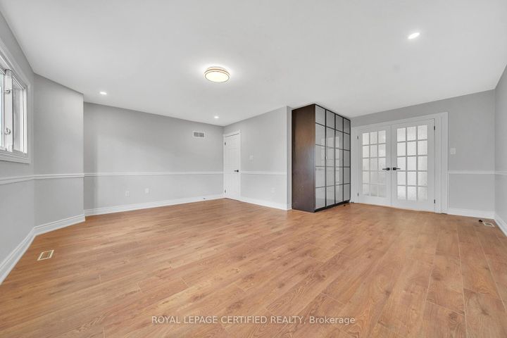 Photo 18 at 6062 Prairie Circle, Lisgar, Mississauga