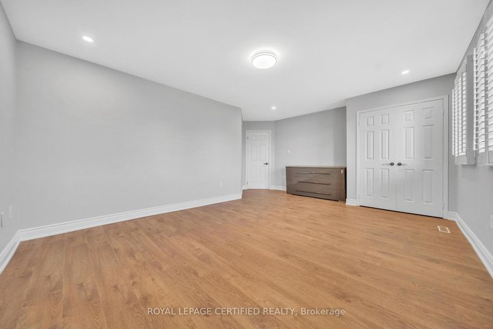 Photo 24 at 6062 Prairie Circle, Lisgar, Mississauga