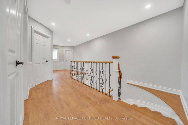 Photo 26 at 6062 Prairie Circle, Lisgar, Mississauga