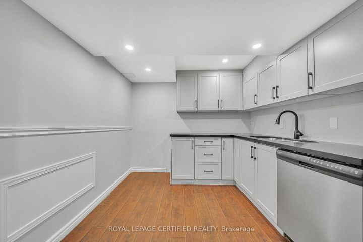 Photo 30 at 6062 Prairie Circle, Lisgar, Mississauga
