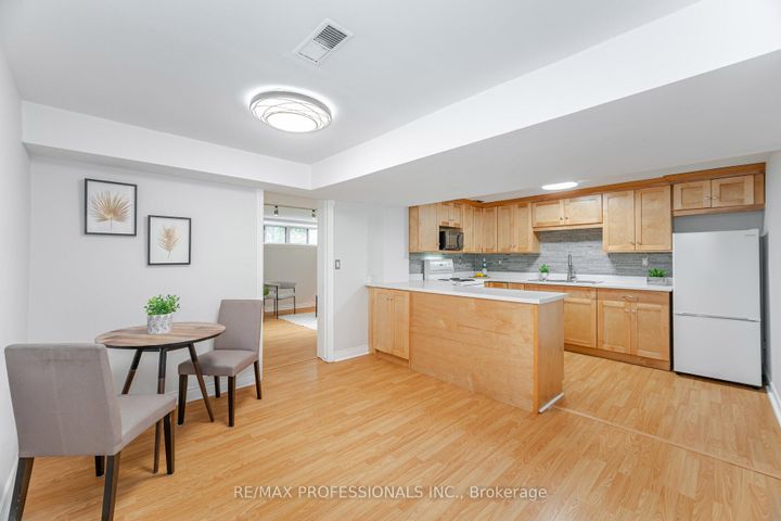 Photo 24 at 4 Lethbridge Avenue, The Westway, Toronto