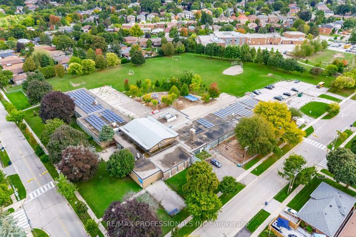 Photo 43 at 4 Lethbridge Avenue, The Westway, Toronto