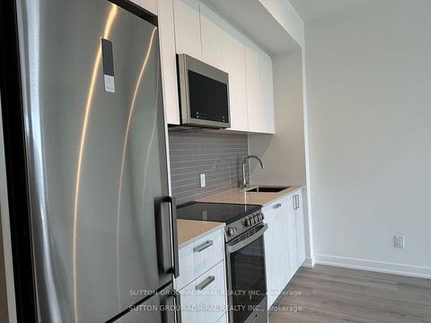 Photo 6 at 706 - 1787 St Clair Avenue W, Pellam Park, Toronto