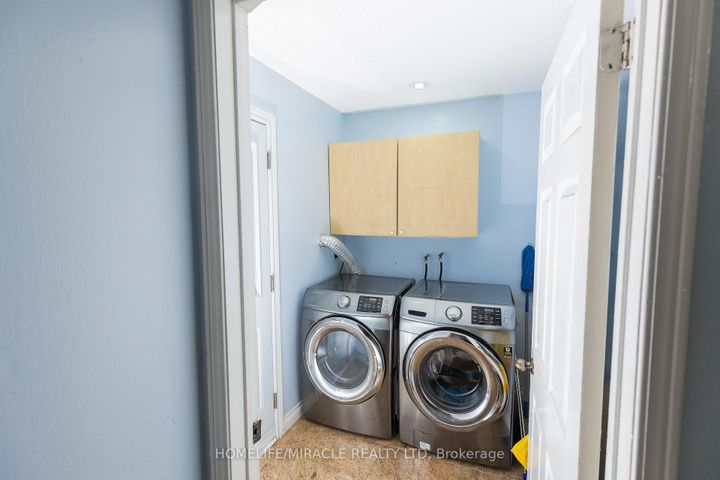Photo 14 at 62 Walford Road, Middlefield, Markham
