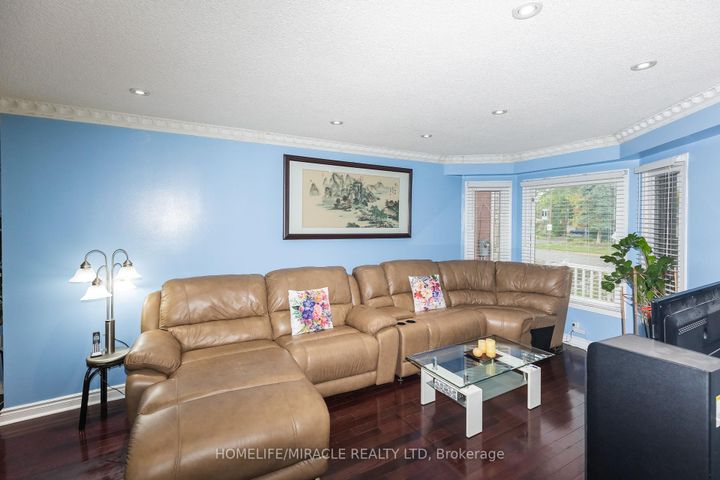 Photo 15 at 62 Walford Road, Middlefield, Markham