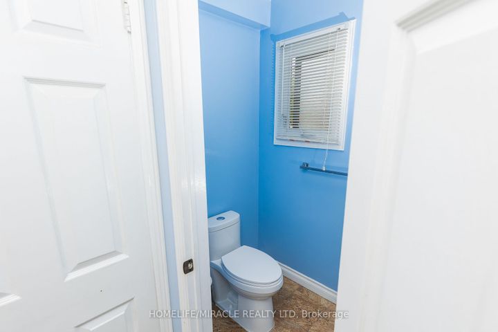 Photo 19 at 62 Walford Road, Middlefield, Markham