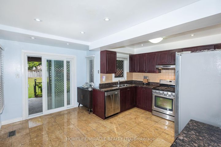 Photo 24 at 62 Walford Road, Middlefield, Markham