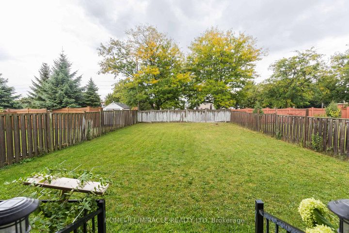 Photo 26 at 62 Walford Road, Middlefield, Markham