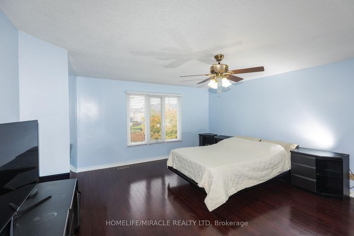 Photo 31 at 62 Walford Road, Middlefield, Markham