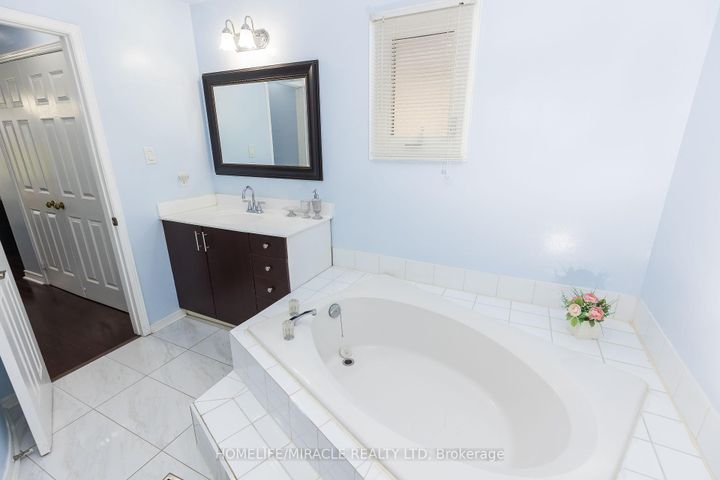 Photo 34 at 62 Walford Road, Middlefield, Markham
