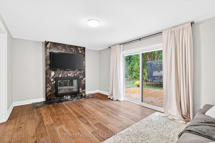 Photo 16 at 4295 Garnetwood Chase, Rathwood, Mississauga