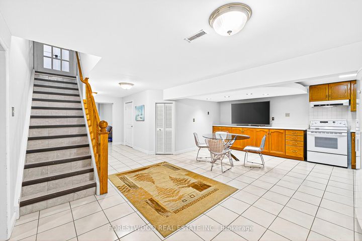 Photo 34 at 4295 Garnetwood Chase, Rathwood, Mississauga