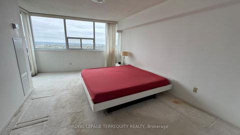 Photo 7 at PH4 - 65 Huntingdale Boulevard, L'Amoreaux, Toronto