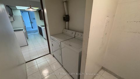 Photo 14 at PH4 - 65 Huntingdale Boulevard, L'Amoreaux, Toronto