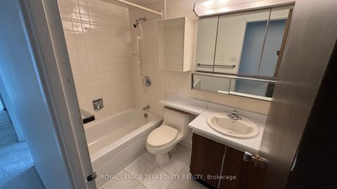 Photo 15 at PH4 - 65 Huntingdale Boulevard, L'Amoreaux, Toronto