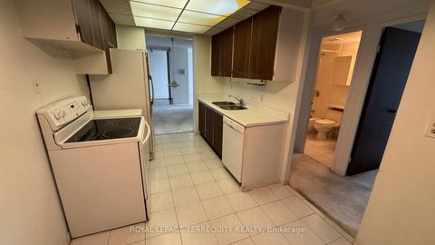 Photo 16 at PH4 - 65 Huntingdale Boulevard, L'Amoreaux, Toronto