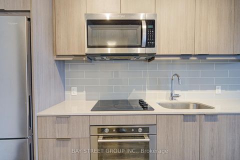 Photo 7 at 1009 - 38 Forest Manor Road, Henry Farm, Toronto