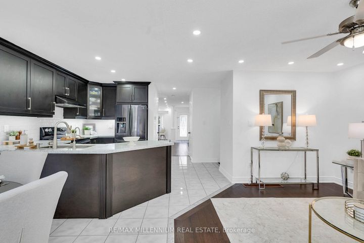 Photo 11 at 3393 Covent Crescent, Churchill Meadows, Mississauga
