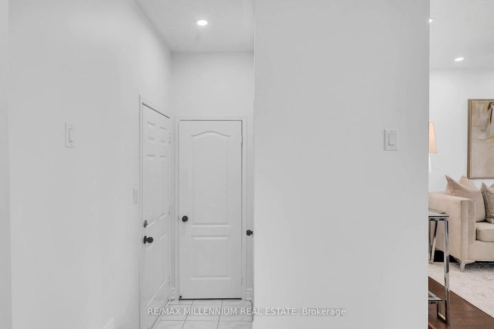 Photo 18 at 3393 Covent Crescent, Churchill Meadows, Mississauga