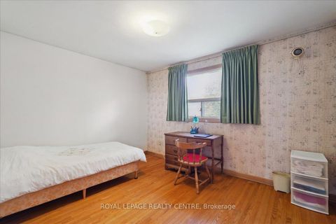Photo 20 at 151 Redgrave Drive, Richview, Toronto
