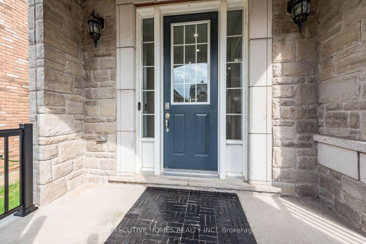 Photo 4 at 64 Wildflower Lane, Georgetown, Halton Hills