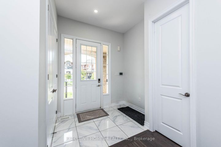 Photo 17 at 64 Wildflower Lane, Georgetown, Halton Hills