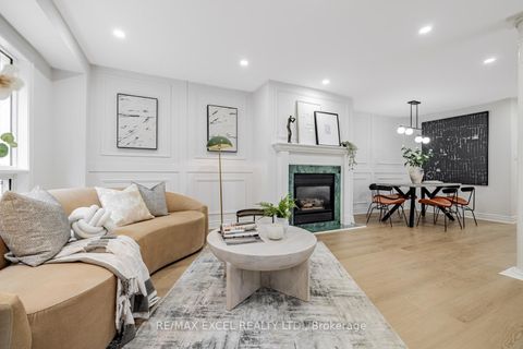 Photo 4 at 112 October Lane, Aurora Grove, Aurora Photo 4 at 112 October Lane, Aurora Grove, Aurora