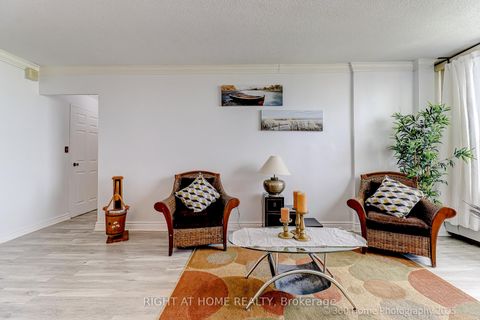 Photo 4 at 1709 - 60 PAVANE LINK Way, Flemingdon Park, Toronto