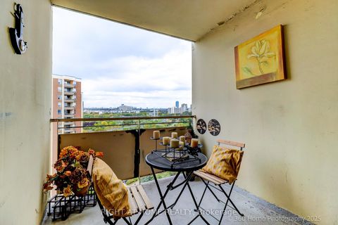 Photo 7 at 1709 - 60 PAVANE LINK Way, Flemingdon Park, Toronto
