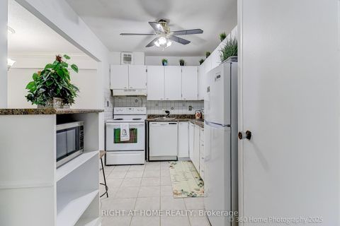 Photo 9 at 1709 - 60 PAVANE LINK Way, Flemingdon Park, Toronto