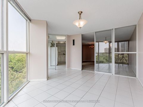 Photo 21 at 802 - 10 Tichester Road, Forest Hill South, Toronto