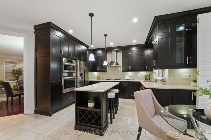 Photo 11 at 3619 Waterfall Crescent, Lisgar, Mississauga