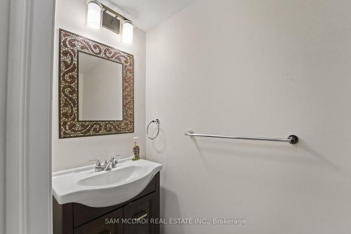 Photo 18 at 3619 Waterfall Crescent, Lisgar, Mississauga