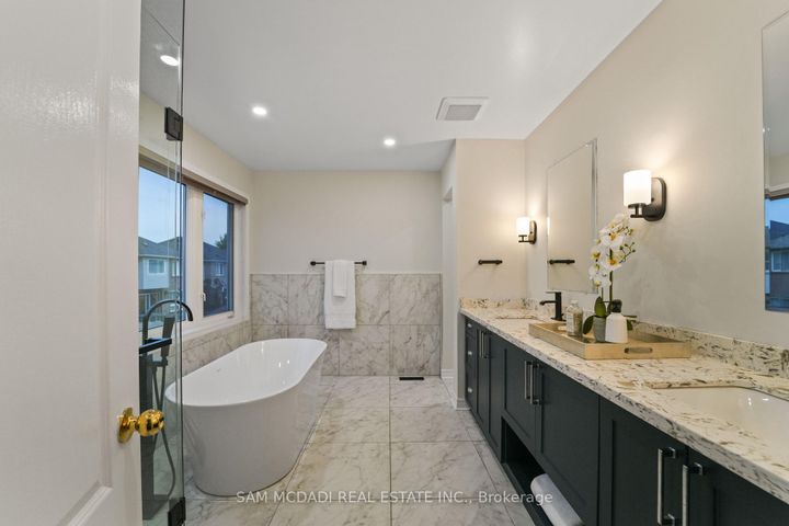 Photo 27 at 3619 Waterfall Crescent, Lisgar, Mississauga